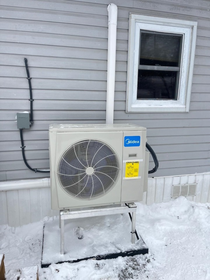 Completed Outdoor Unit - Photo 1